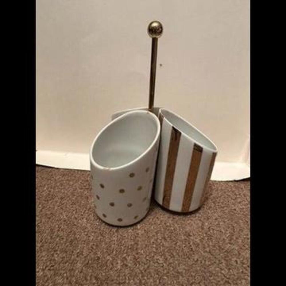 Chic Dual-Compartment Desk Organizer with Modern Stripes and Polka Dots - Picture 3 of 3